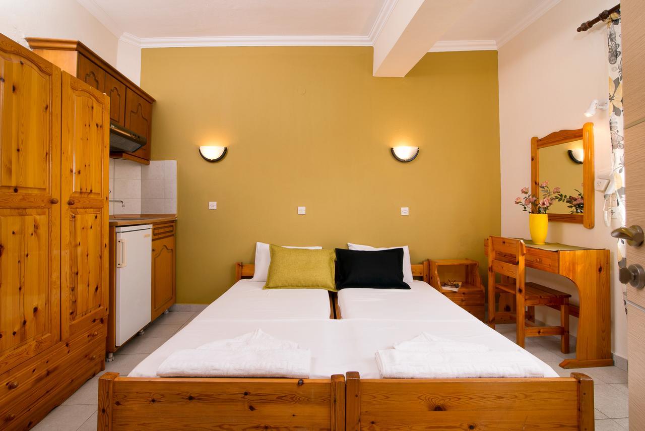 Villa Oasis Limenaria  Exteriör bild